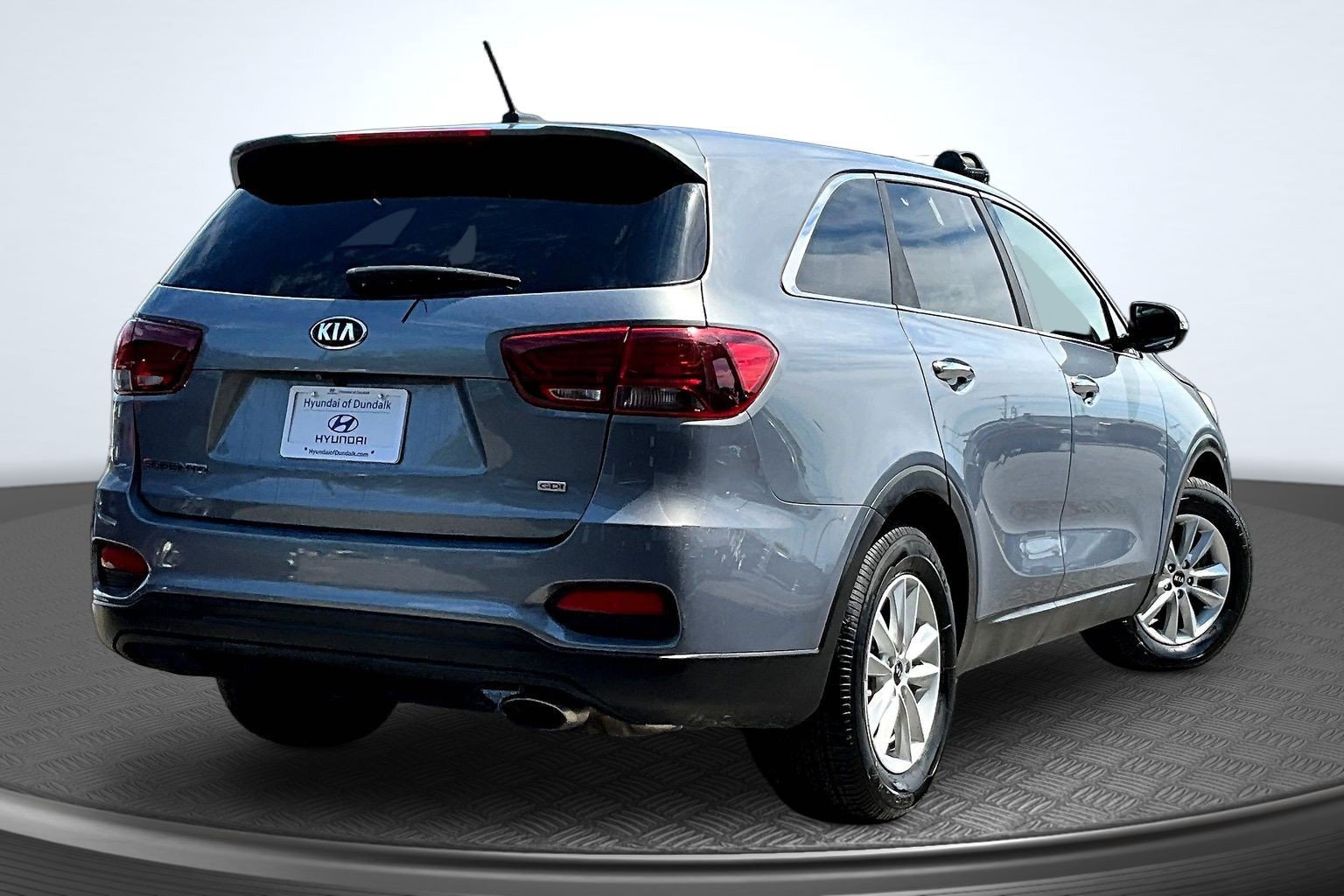 Used 2020 Kia Sorento LX FWD image 4