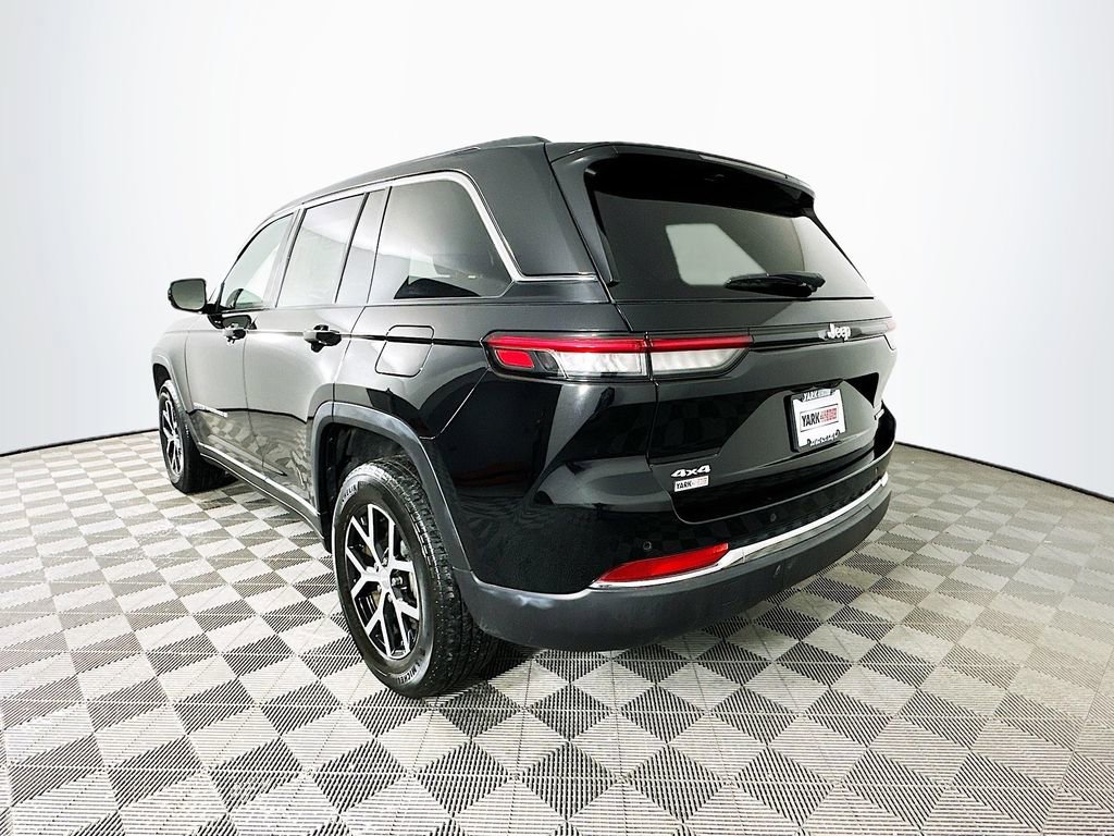 Certified 2024 Jeep Grand Cherokee Limited image 7