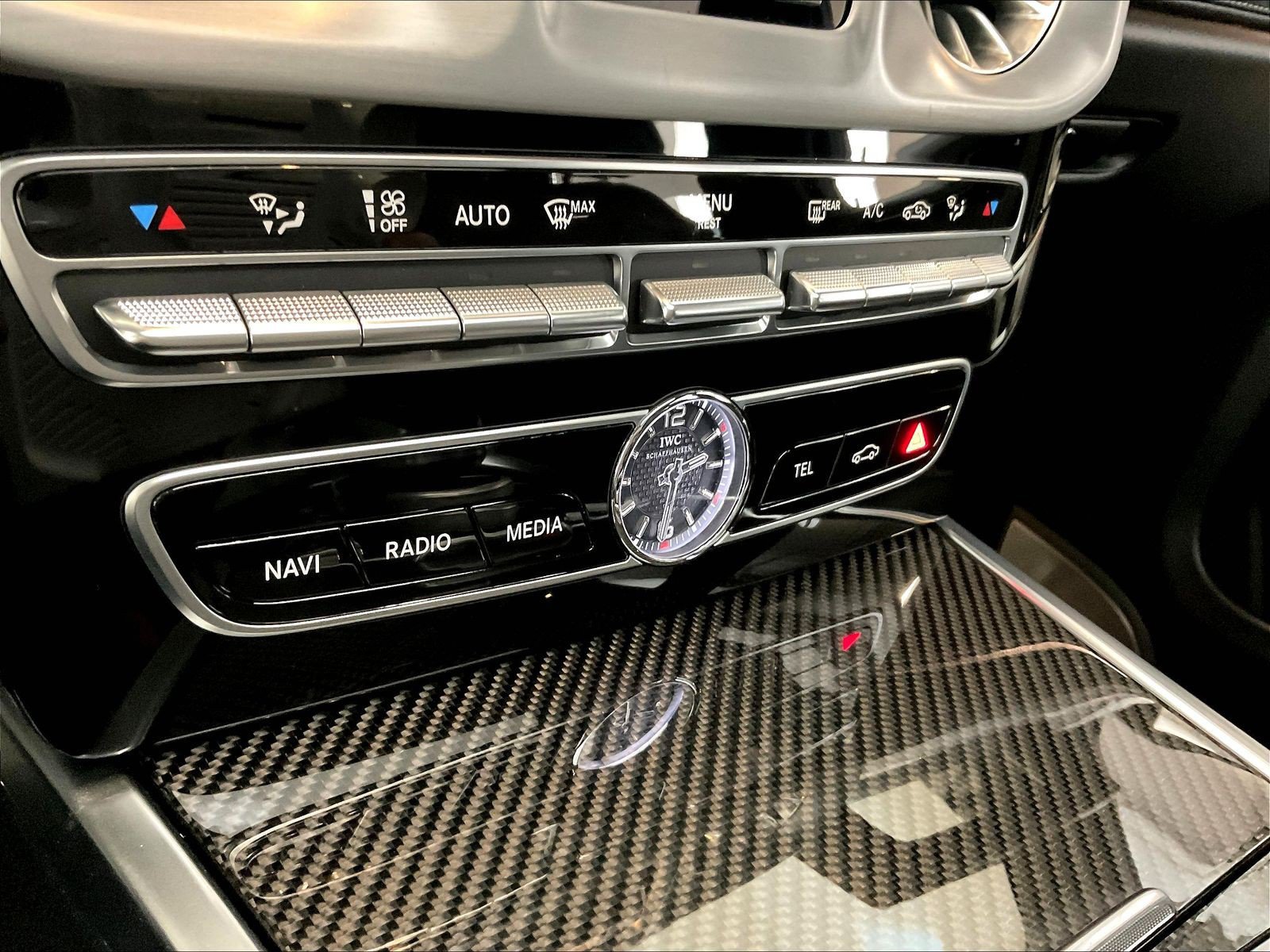 Certified 2021 Mercedes-Benz G 63 AMG 4MATIC w/ Seat Comfort Package image 37