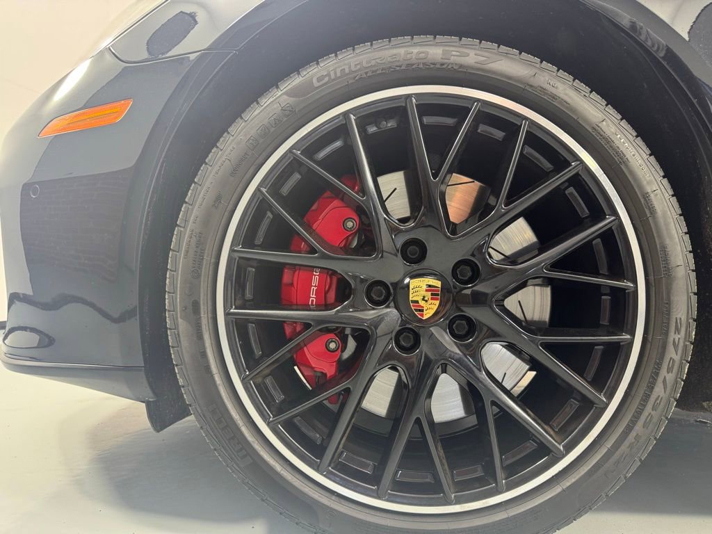 Used 2019 Porsche Panamera GTS AWD/4WD image 9