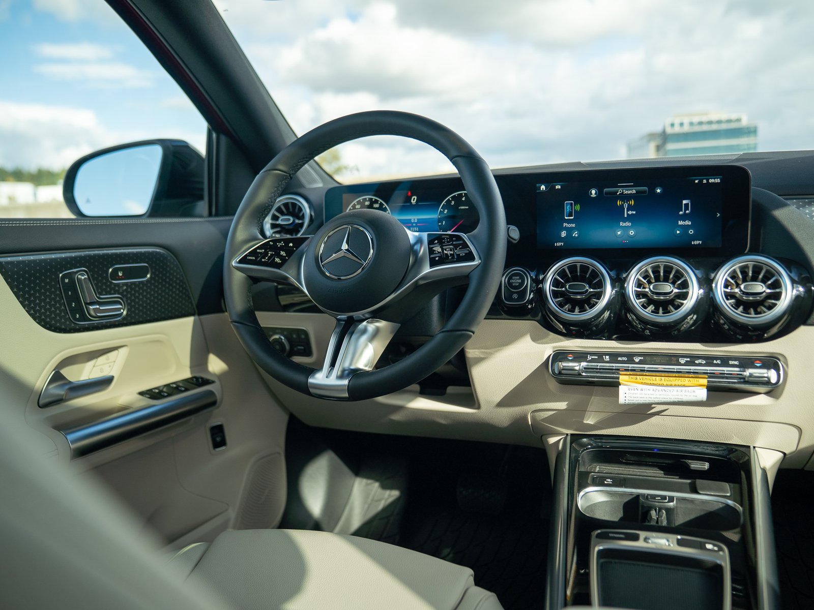 Certified 2026 Mercedes-Benz GLA 250 4MATIC image 19