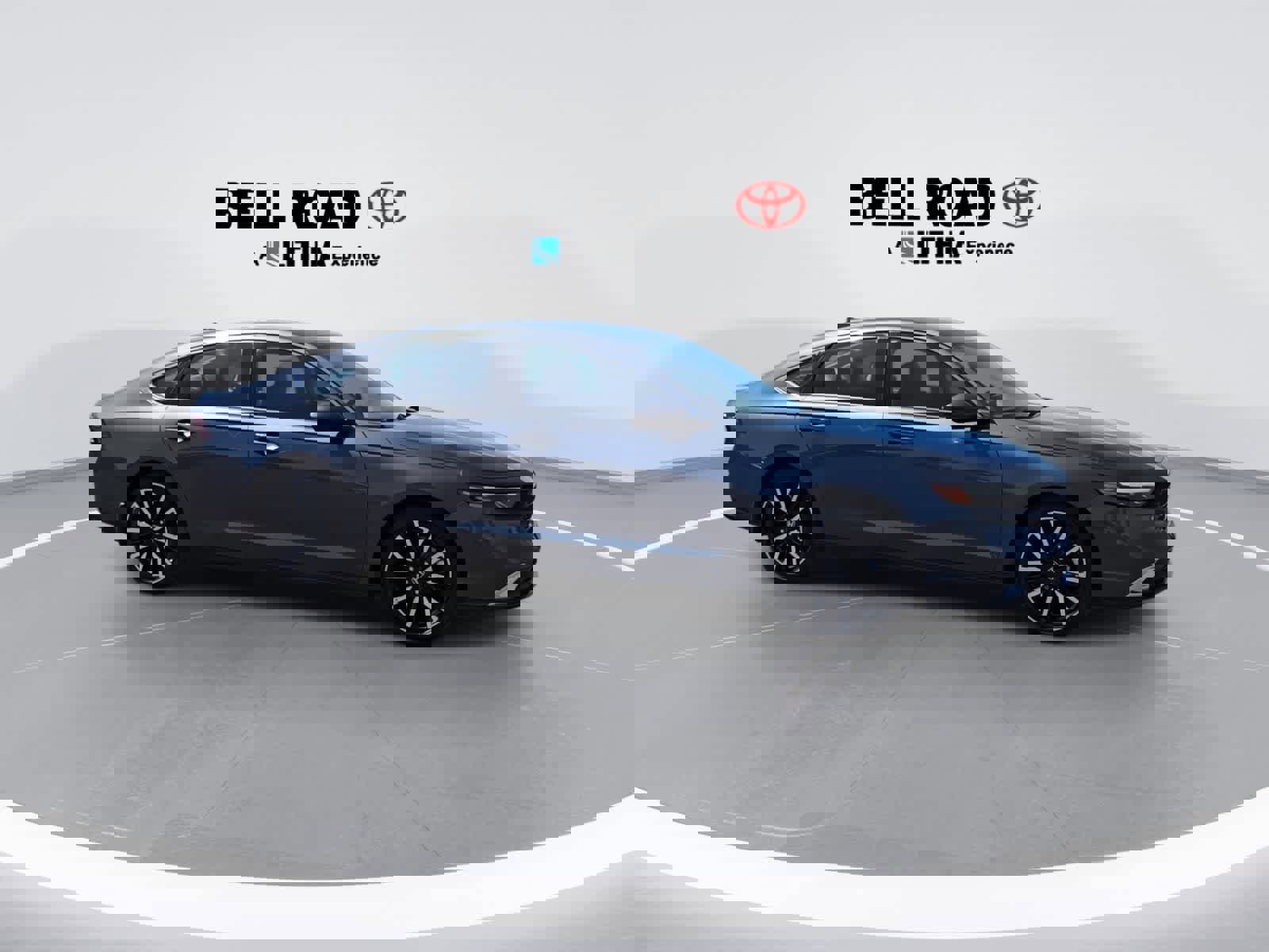 Used 2023 Honda Accord Touring image 10