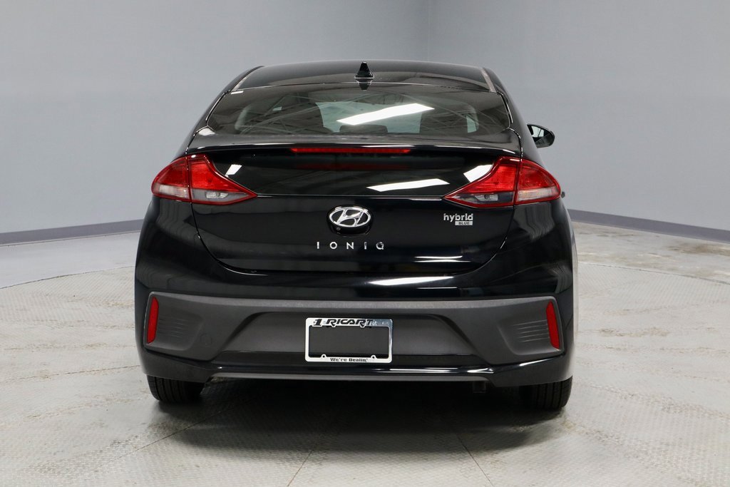 Used 2018 Hyundai Ioniq Blue image 10