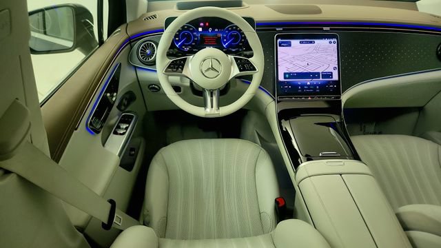 Used 2024 Mercedes-Benz EQE 350+ SUV image 53