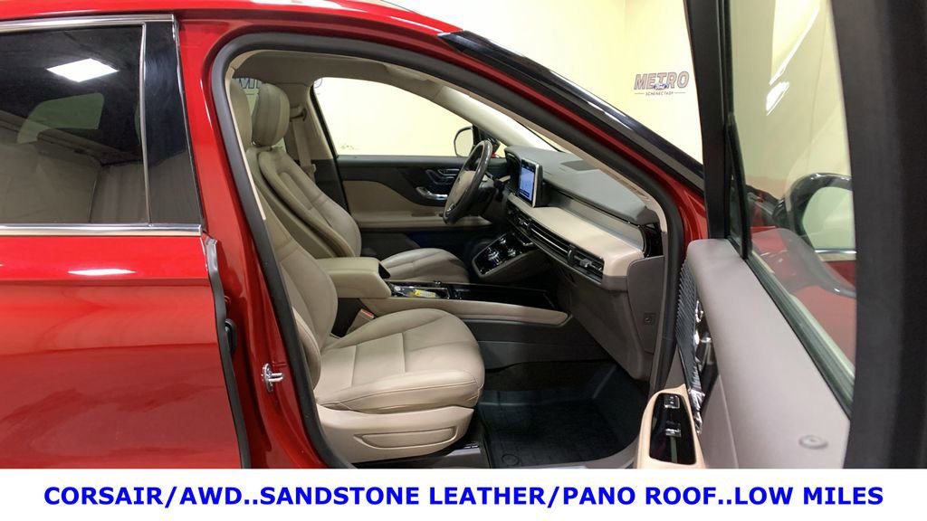 Used 2020 Lincoln Corsair AWD w/ Premium Package image 13