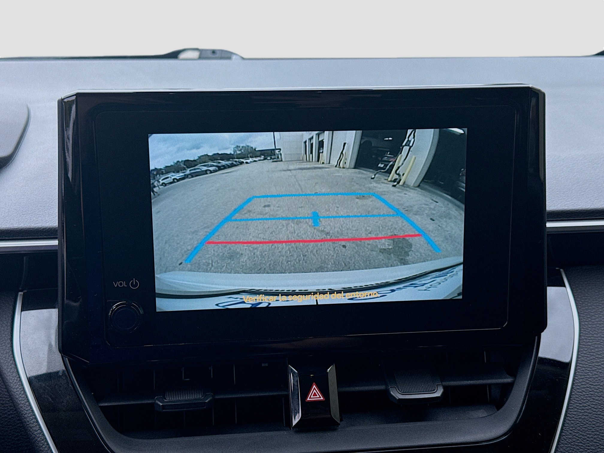 Used 2025 Toyota Corolla LE w/ Convenience Package image 13