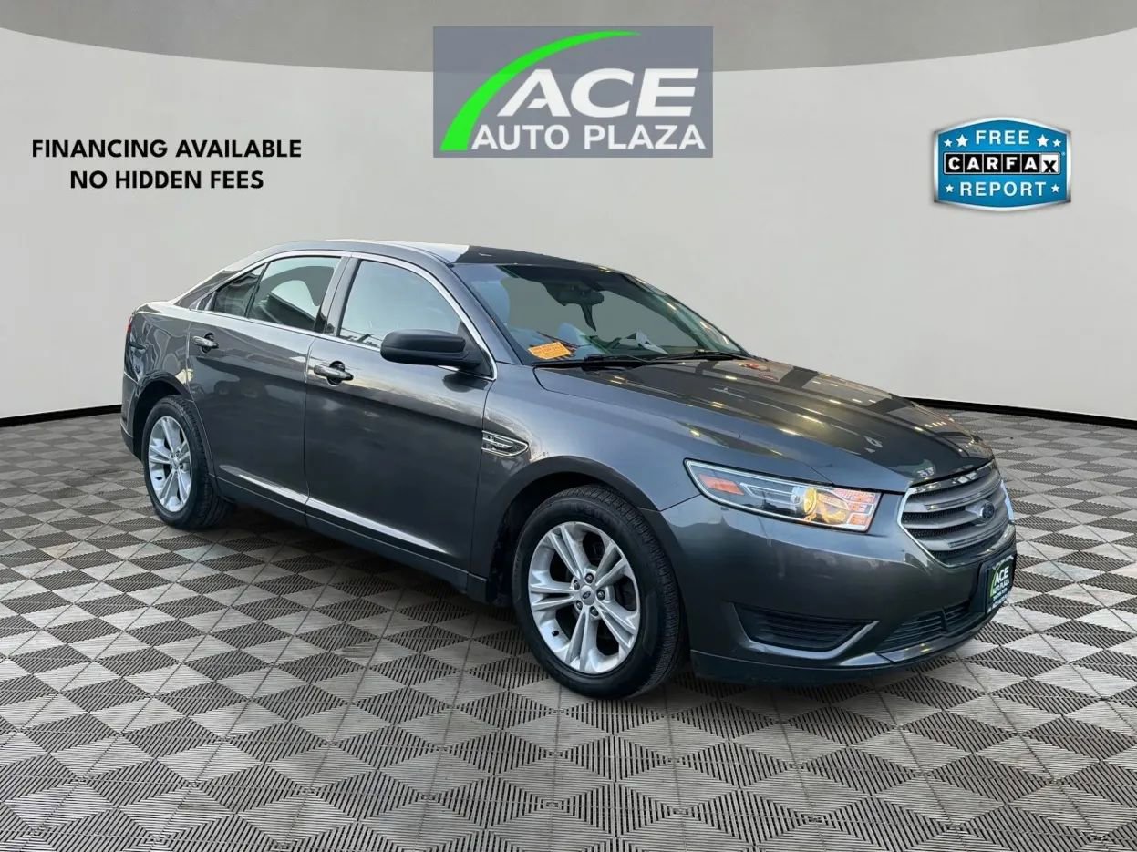 Used 2018 Ford Taurus SE image 1