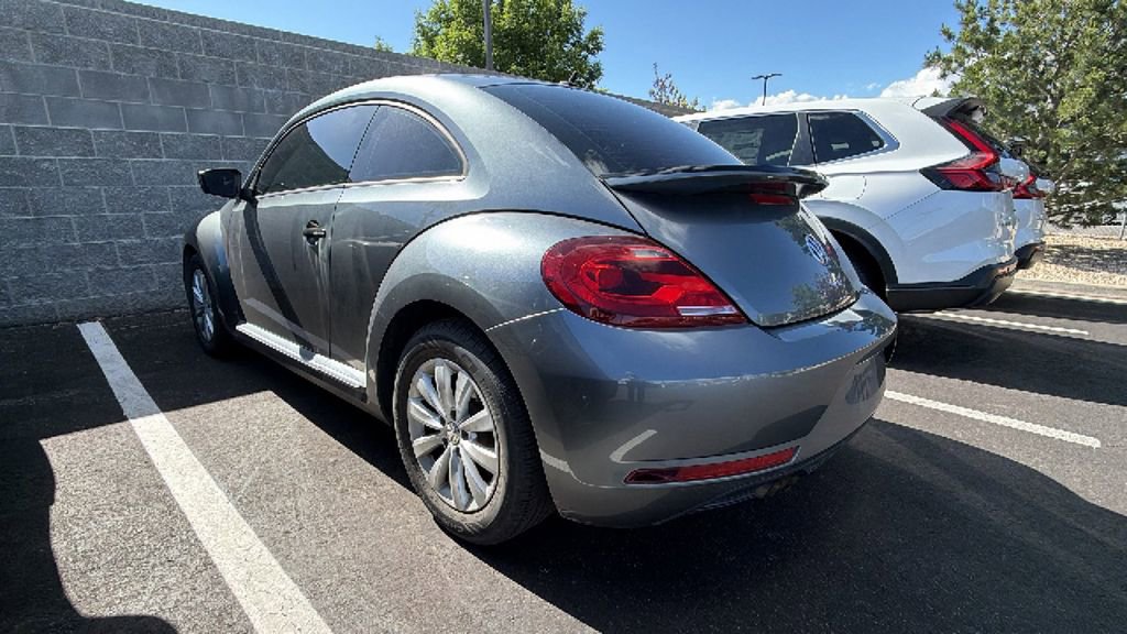 Used 2018 Volkswagen Beetle 2.0T S FWD image 3