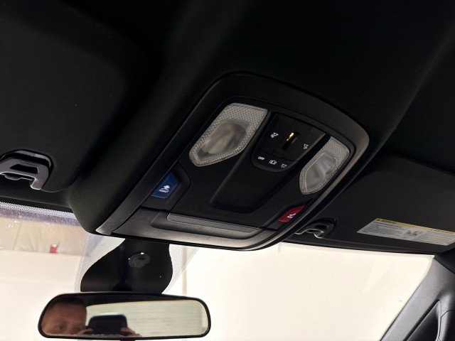 Used 2022 RAM 3500 Tradesman w/ Chrome Appearance Group image 28