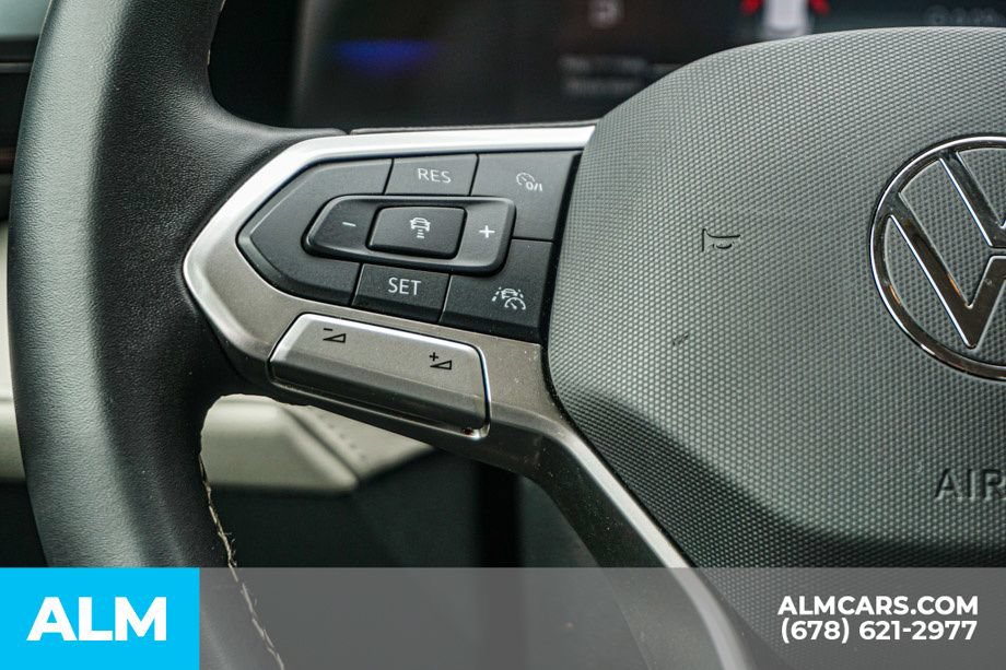 Used 2025 Volkswagen Taos S FWD image 28