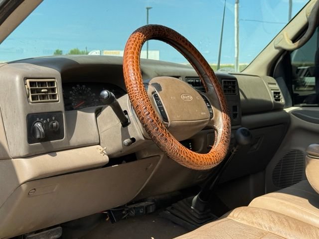 Used 2001 Ford F350 Lariat RWD image 19