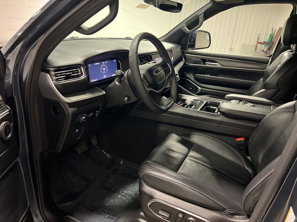 Used 2024 Jeep Wagoneer Series II w/ Premium Group I image 8