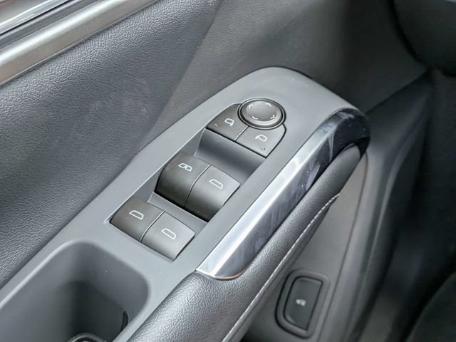 New 2027 Chevrolet Traverse LT w/ Driver Confidence Package FWD image 23