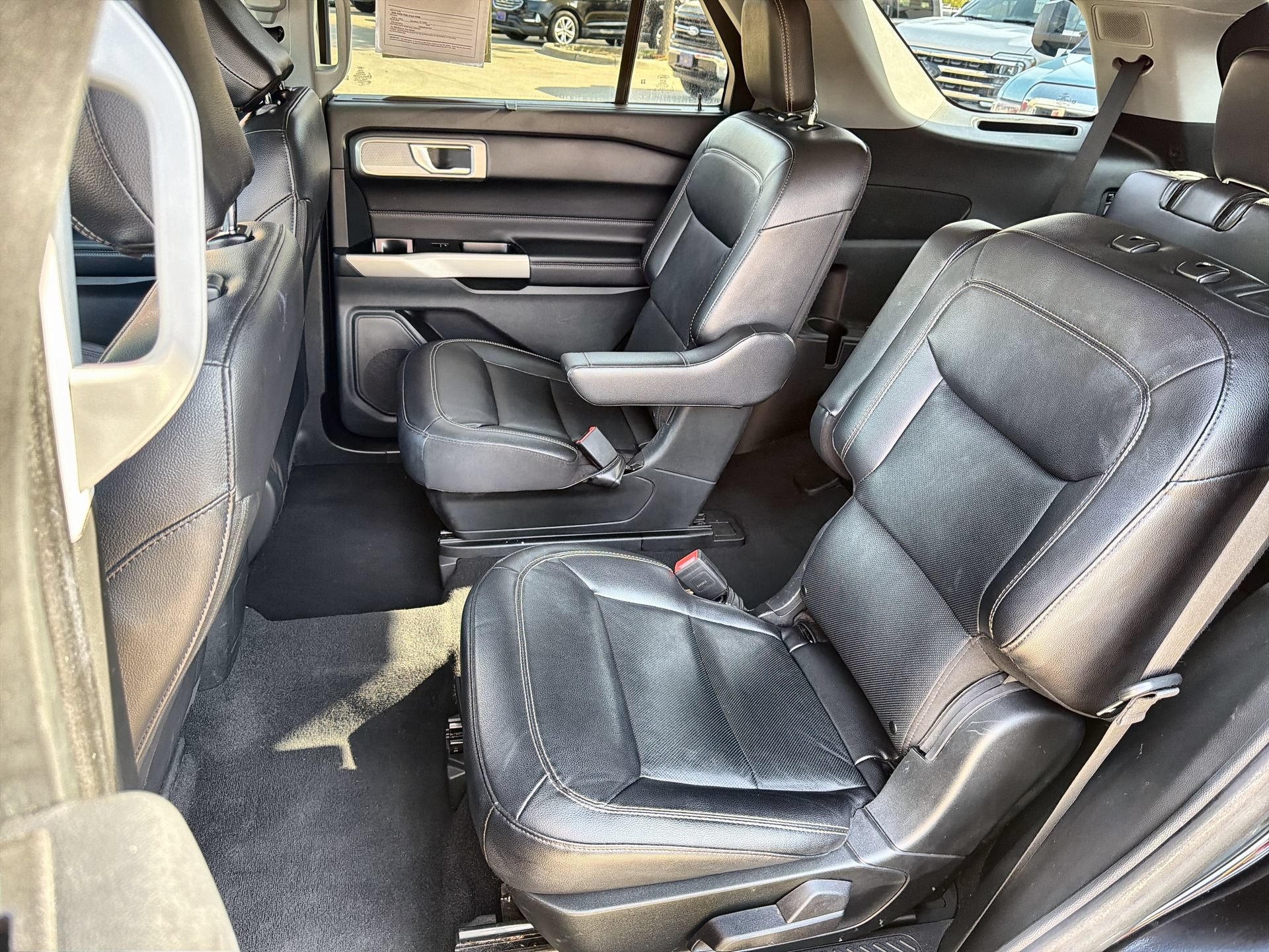 Used 2023 Ford Explorer Limited RWD image 22