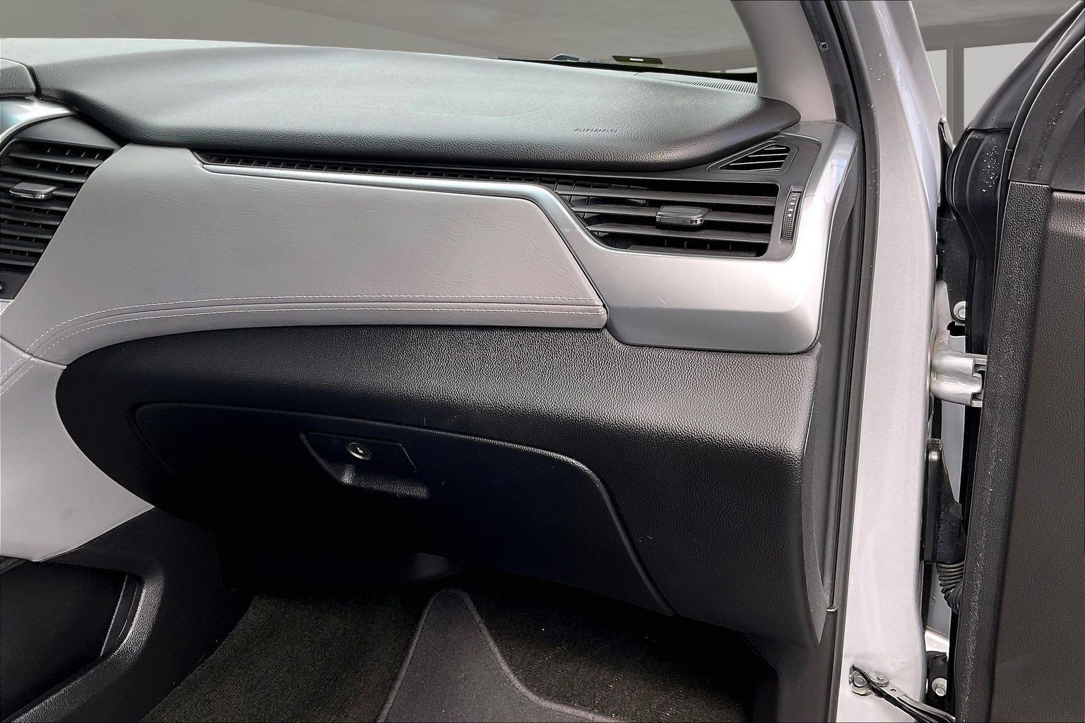 Used 2017 Chevrolet Tahoe LT RWD image 27