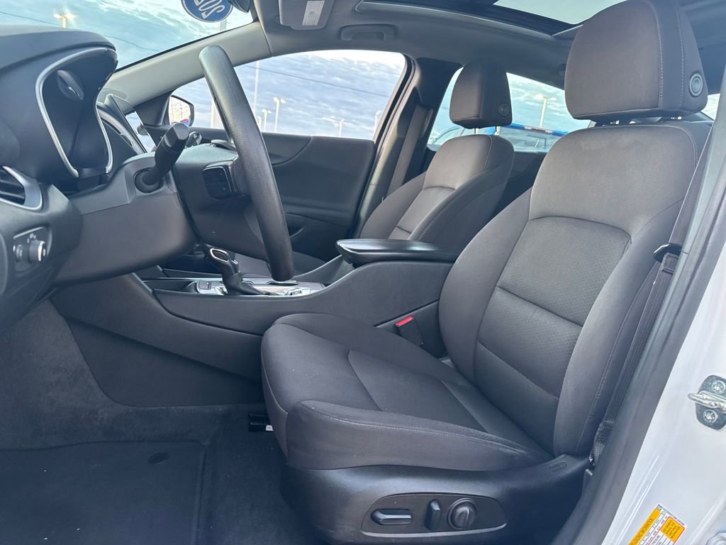 Used 2024 Chevrolet Malibu LT image 16