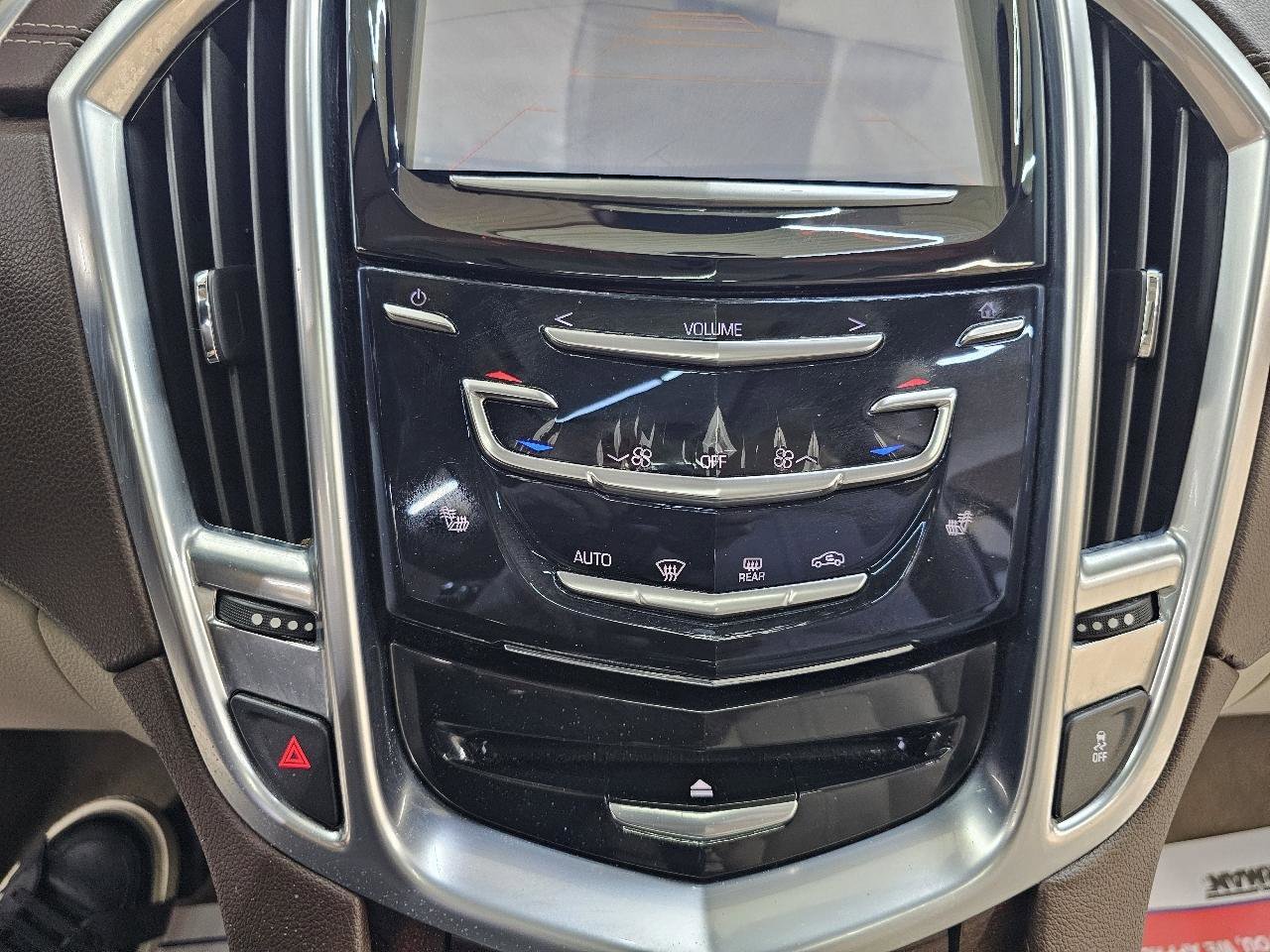 Used 2015 Cadillac SRX Luxury w/ Driver Awareness Package image 33