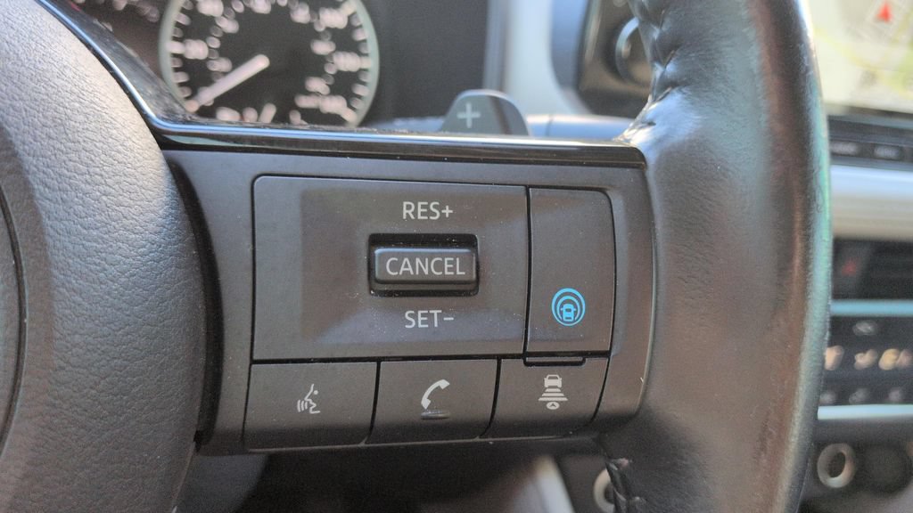 Certified 2022 Nissan Rogue SL w/ SL Premium Package FWD image 22