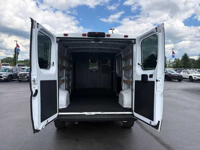 Used 2025 RAM ProMaster 2500 w/ U-Haul Equipment Group FWD image 16