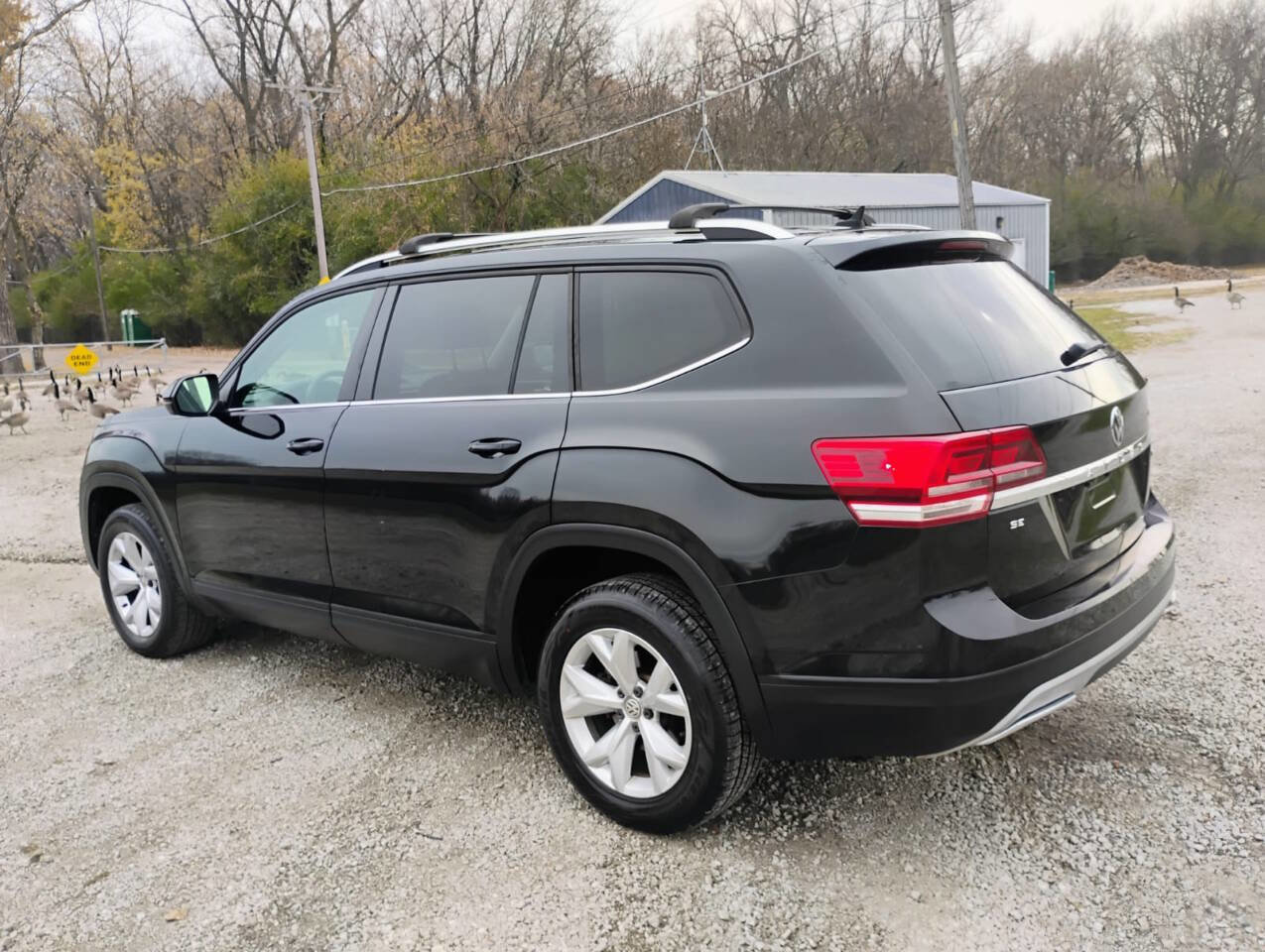 Used 2018 Volkswagen Atlas SE FWD image 4