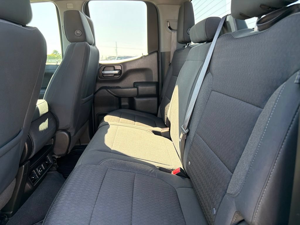 Used 2020 Chevrolet Silverado 1500 LT w/ Texas Edition AWD/4WD image 14