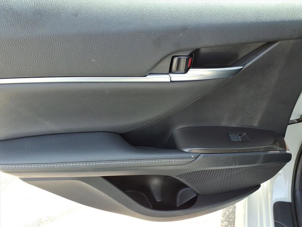 Used 2023 Toyota Camry XSE w/ Cold Weather Package image 33