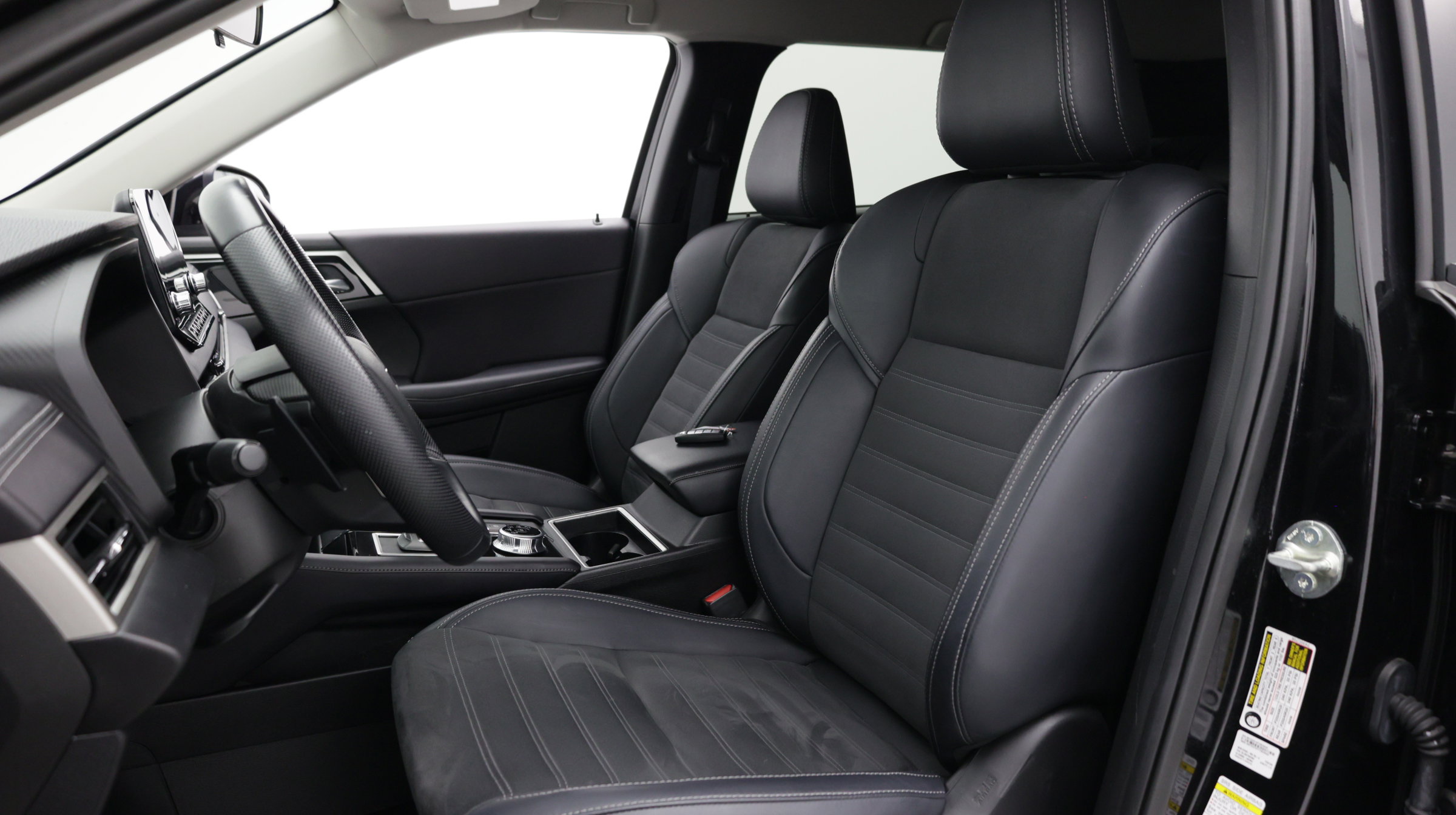 Used 2024 Mitsubishi Outlander SE FWD image 22