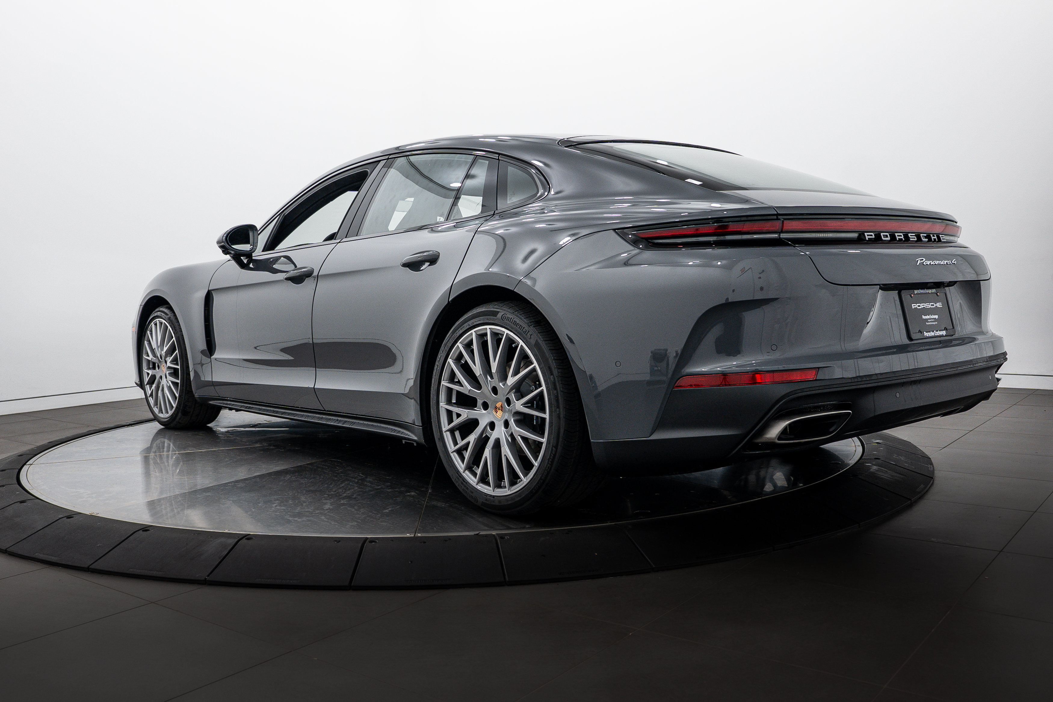 New 2026 Porsche Panamera 4 AWD/4WD image 3
