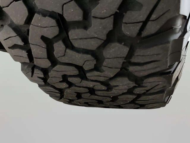 Used 2017 Jeep Wrangler Unlimited Sport w/ Connectivity Group image 93