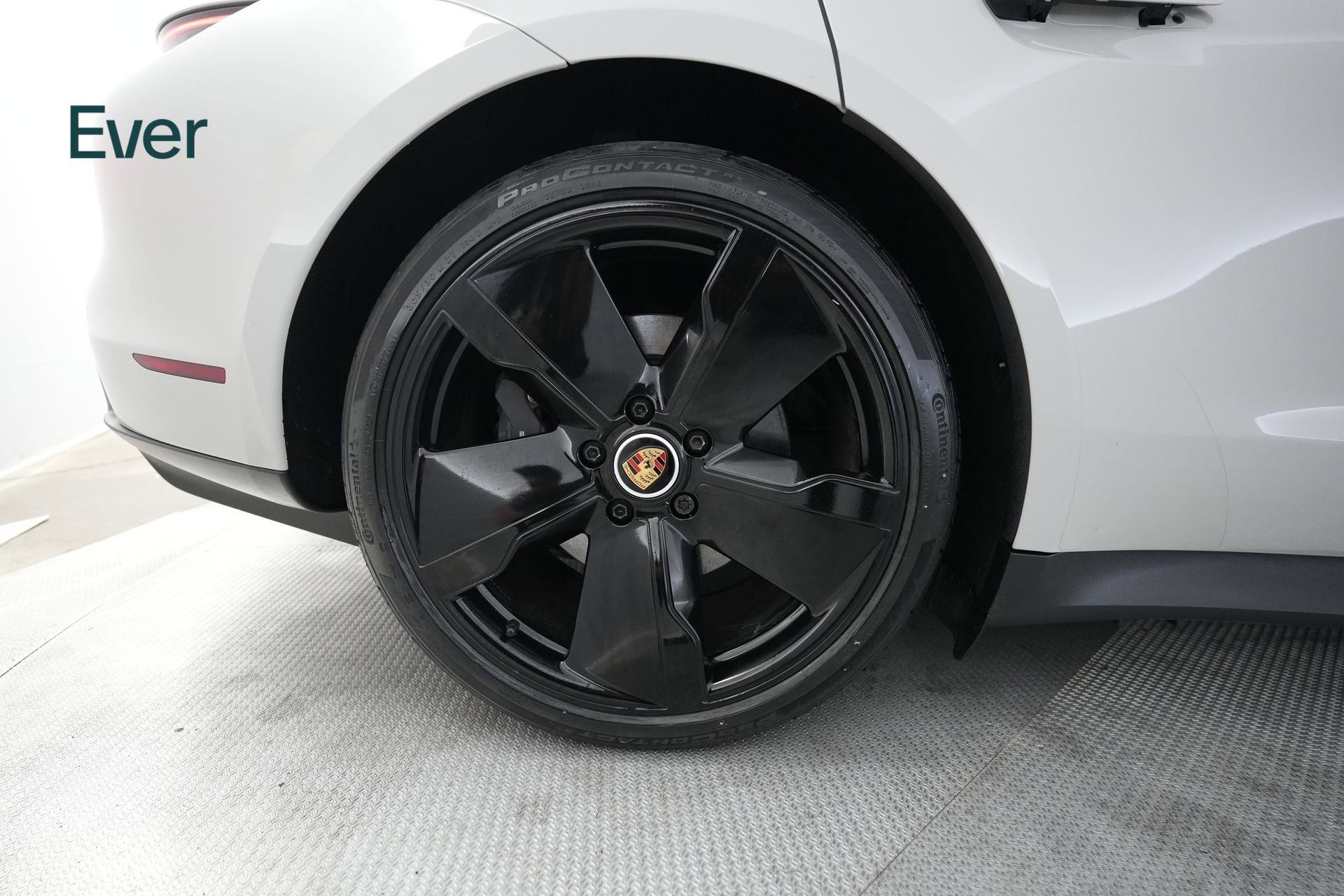 Used 2023 Porsche Taycan w/ Premium Package RWD image 22