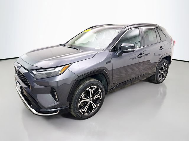 Used 2024 Toyota RAV4 XSE w/ Weather Package AWD/4WD image 3