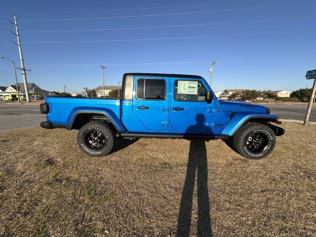 New 2025 Jeep Gladiator Willys image 9