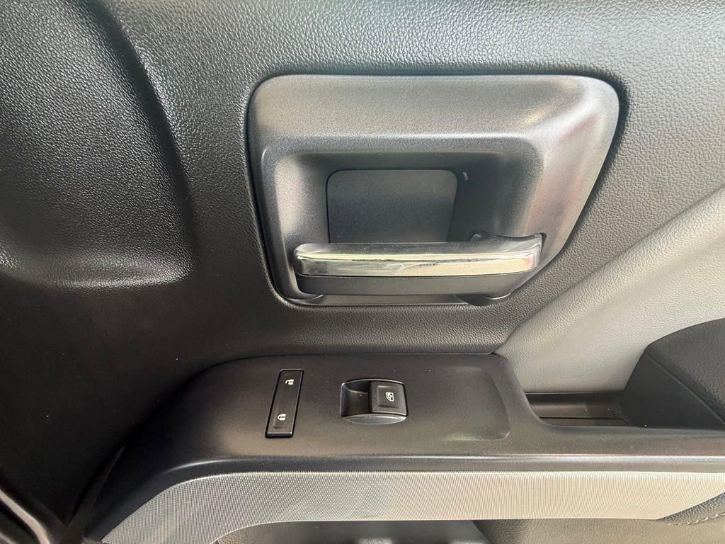 Used 2015 Chevrolet Silverado 1500 LTZ Z71 w/ LTZ Plus Package AWD/4WD image 36