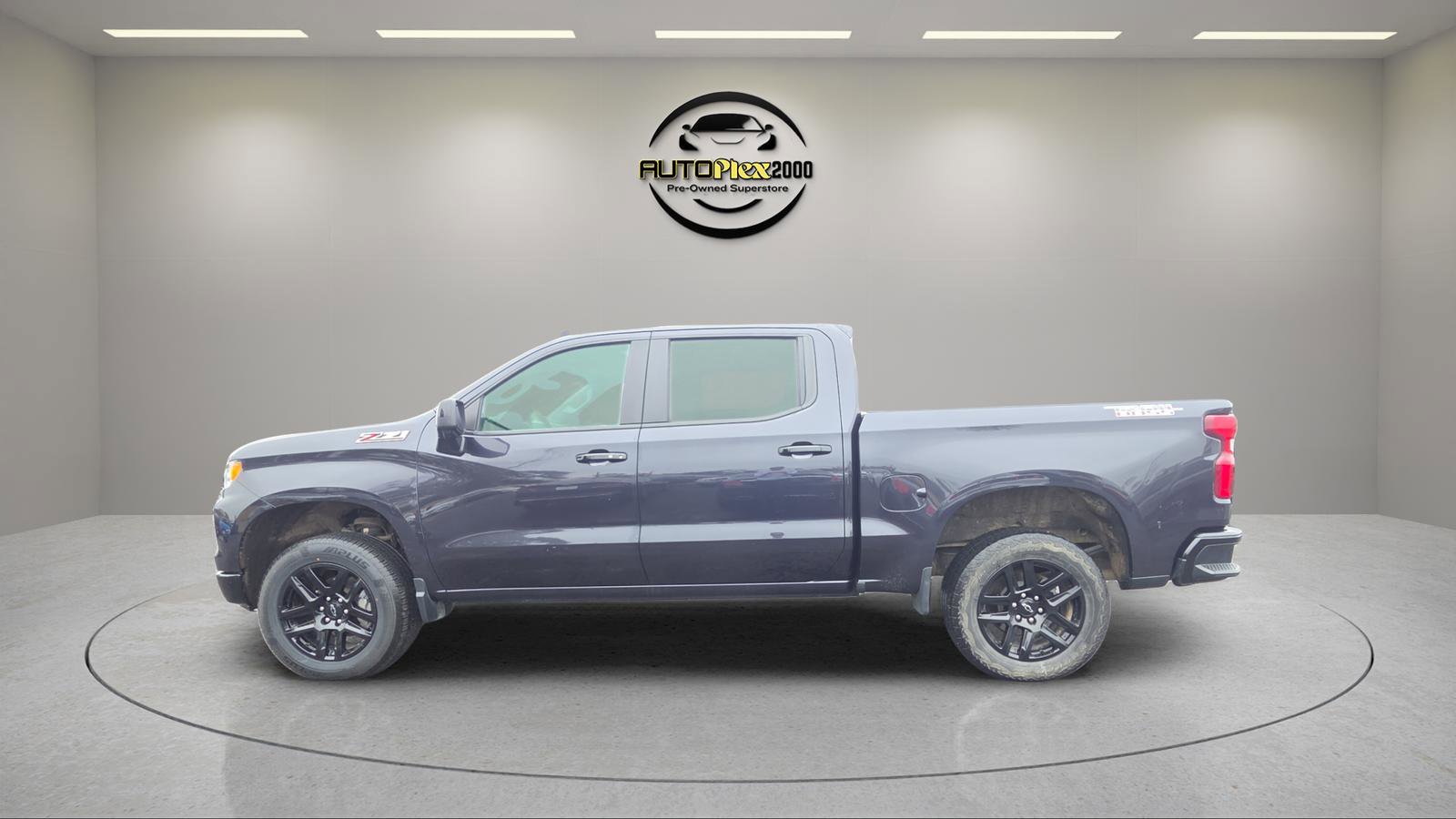 Used 2022 Chevrolet Silverado 1500 LT Trail Boss w/ LT Trail Boss Premium Package AWD/4WD image 4