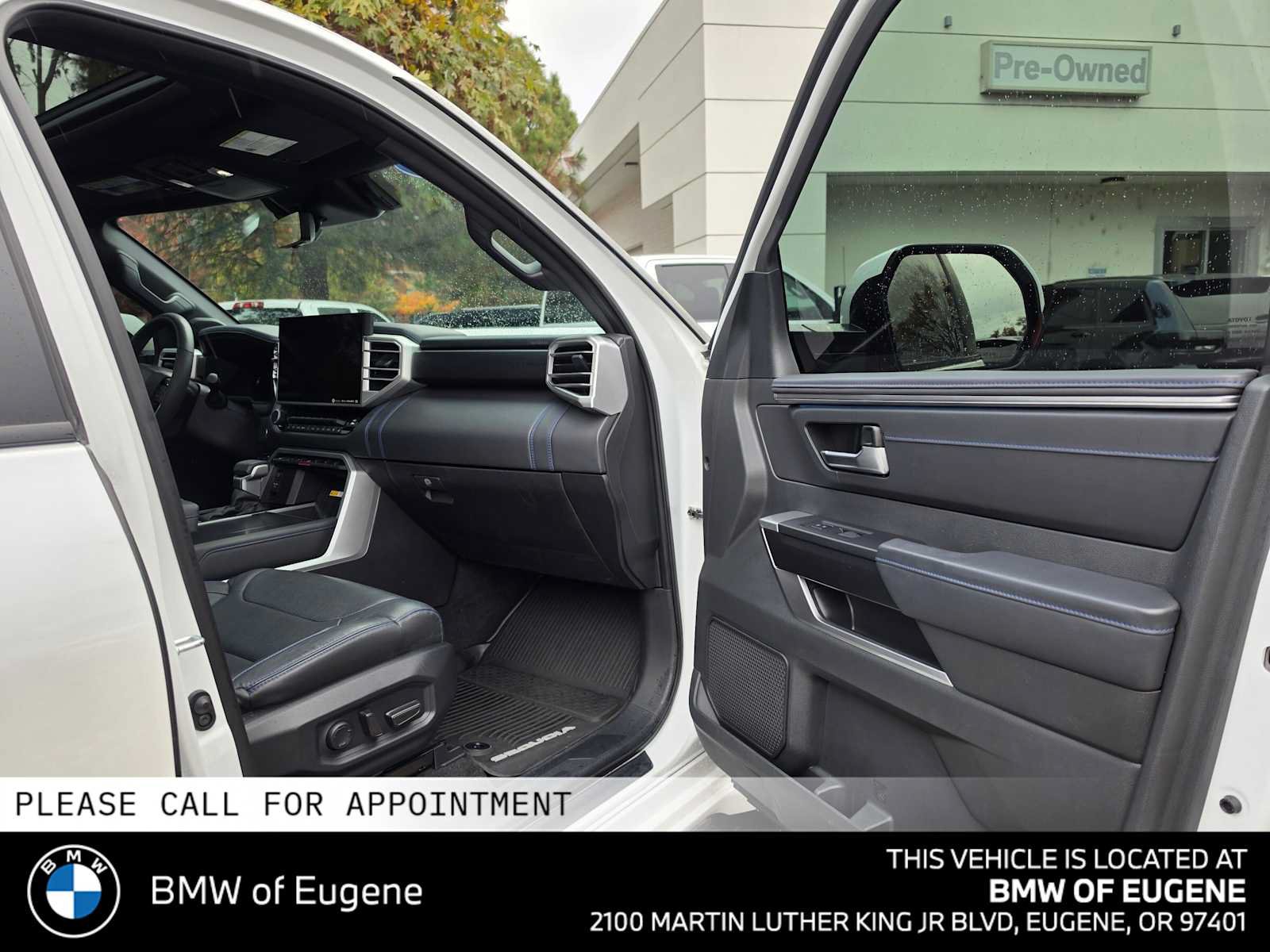 Used 2024 Toyota Sequoia Platinum AWD/4WD image 10