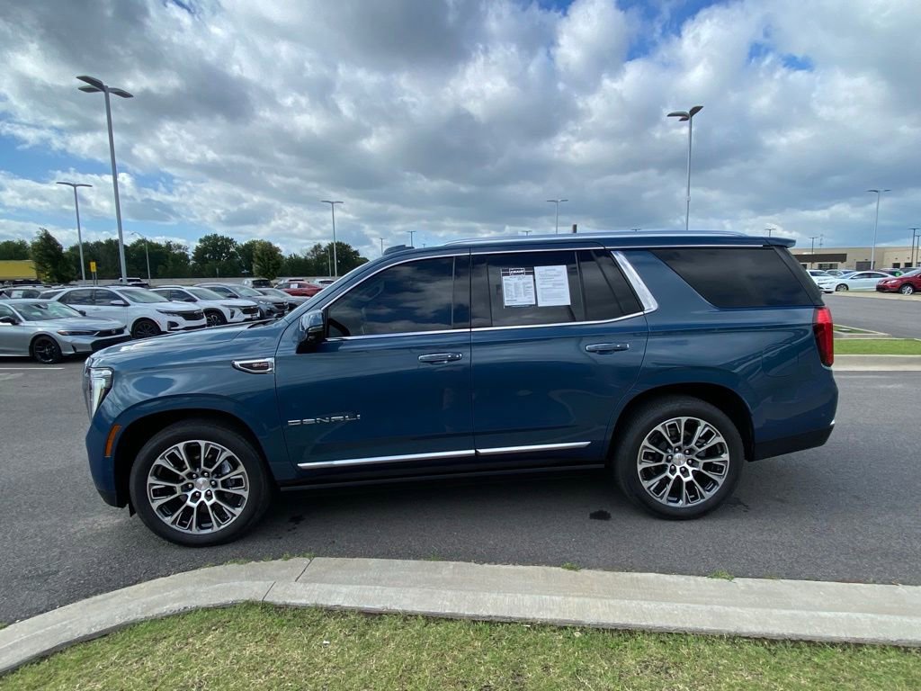 Used 2026 GMC Yukon Denali w/ Denali Reserve Package AWD/4WD image 4
