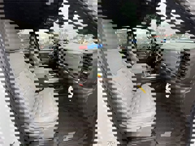 New 2025 Chevrolet Silverado 1500 LT w/ Convenience Package II image 29