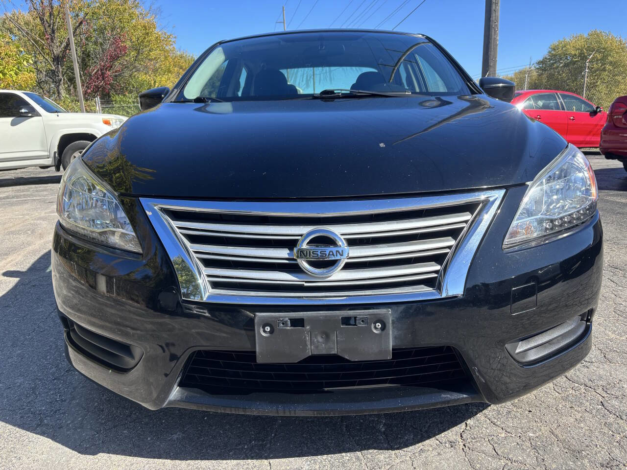 Used 2015 Nissan Sentra SV image 2