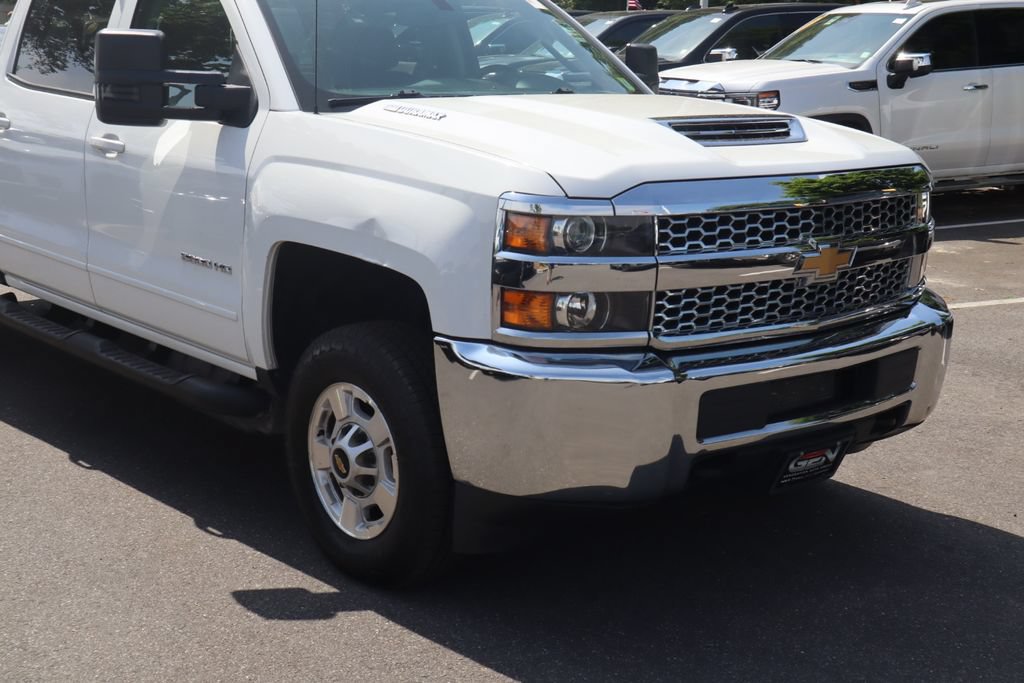 Used 2019 Chevrolet Silverado 2500 LT AWD/4WD image 3