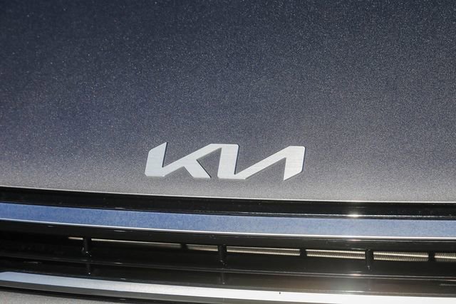 Used 2025 Kia K4 EX image 7