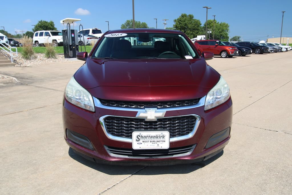 Used 2015 Chevrolet Malibu LT w/ Power Convenience Package FWD image 2