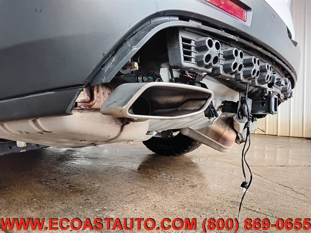 Used 2021 GMC Acadia AT4 w/ Technology Package image 16