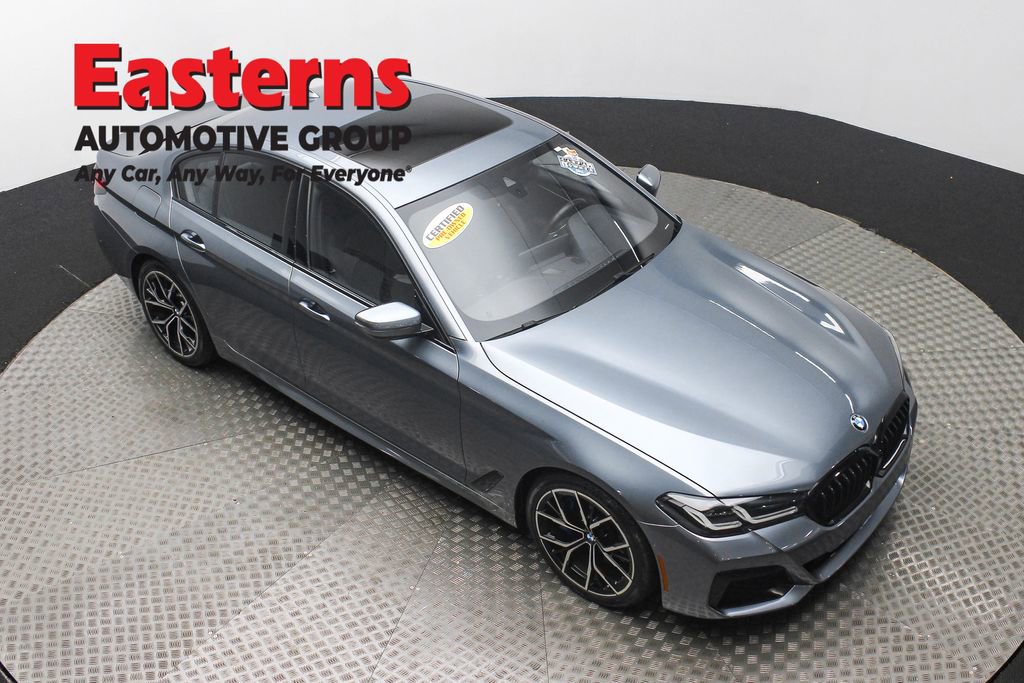 Used 2022 BMW 530i xDrive w/ M Sport Package image 3
