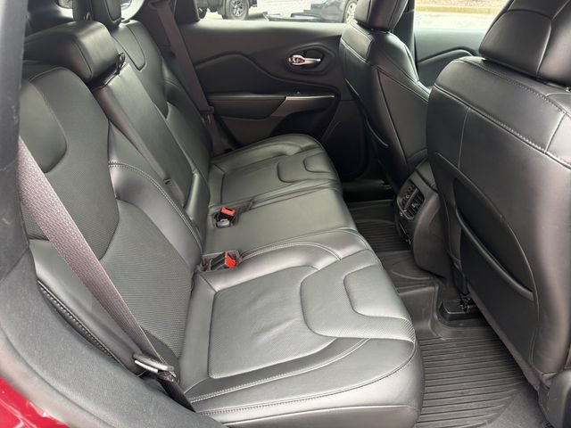 Used 2020 Jeep Cherokee Limited AWD/4WD image 16