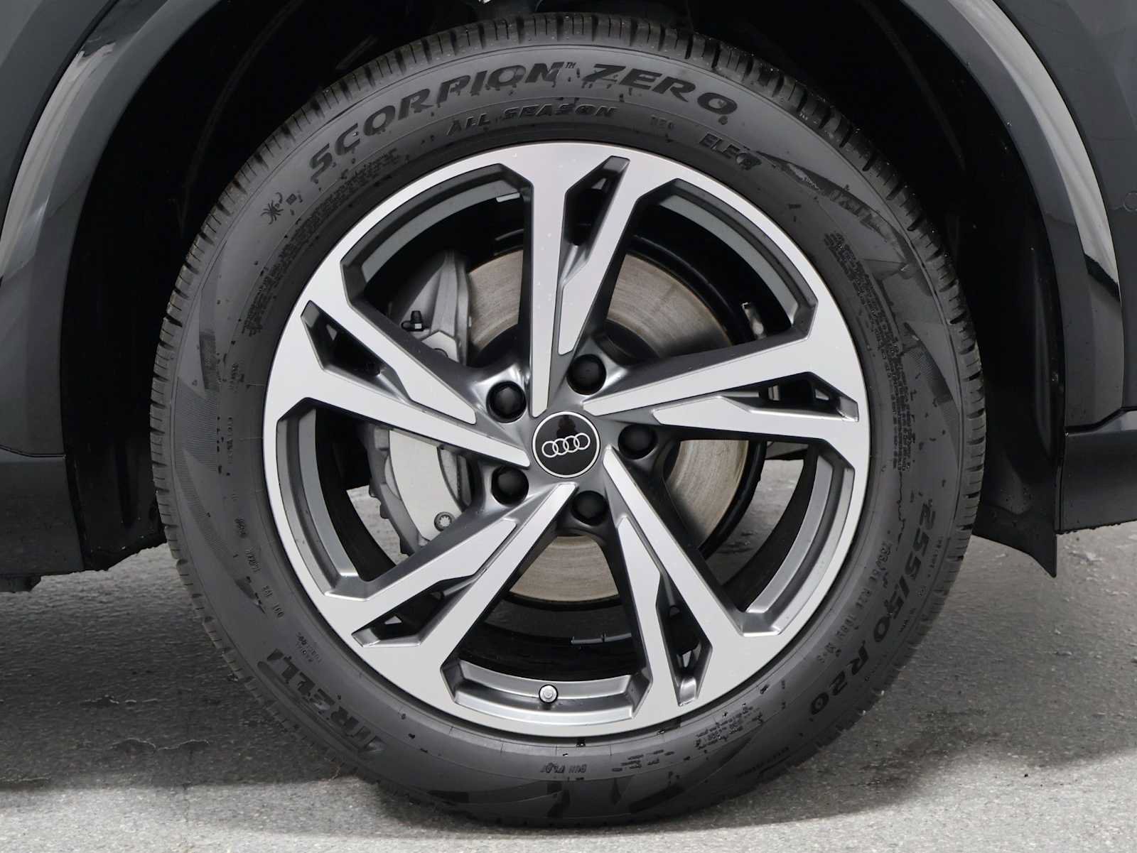New 2027 Audi Q6 e-tron Premium Plus AWD/4WD image 12
