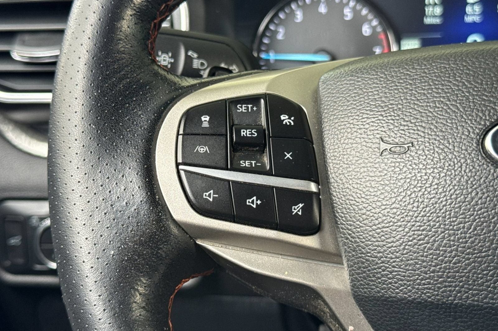 Used 2022 Ford Explorer Timberline AWD/4WD image 32