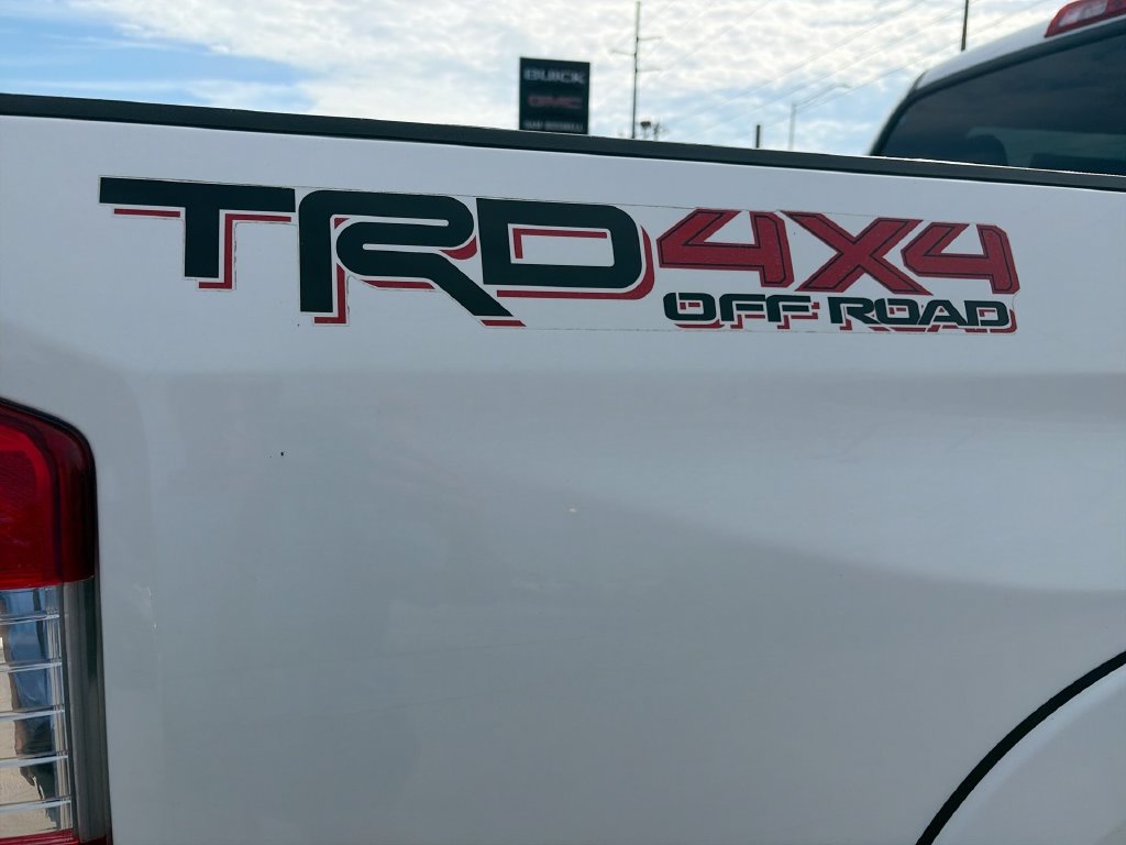 Used 2017 Toyota Tundra SR5 w/ TRD Off Road Package AWD/4WD image 28