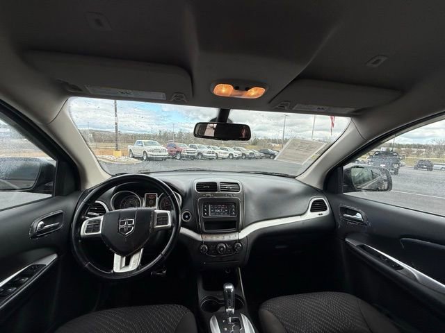 Used 2019 Dodge Journey SE w/ Connectivity Group image 12