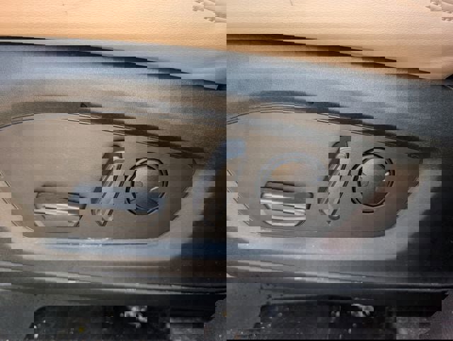 Used 2022 Ford Explorer XLT w/ Equipment Group 202A image 24