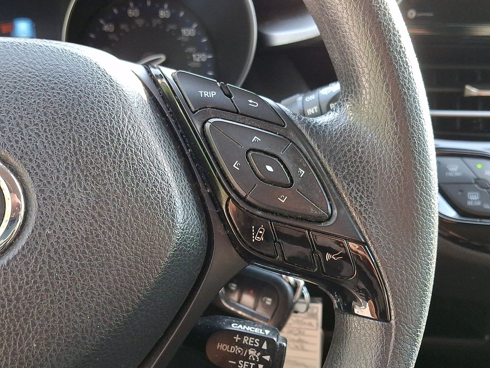 Certified 2021 Toyota C-HR LE FWD image 22